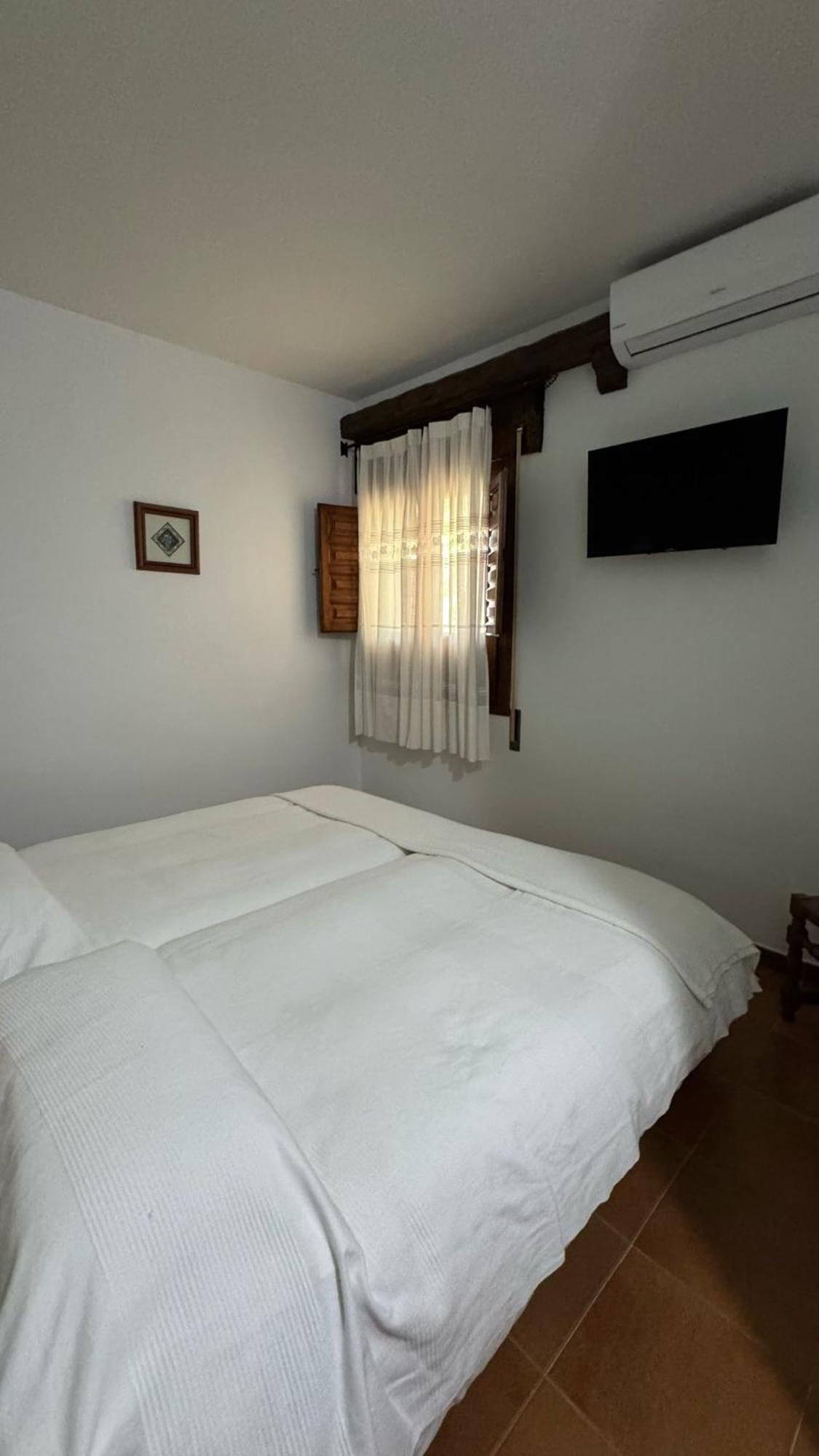 La Troje Oropesana Guest House Екстериор снимка